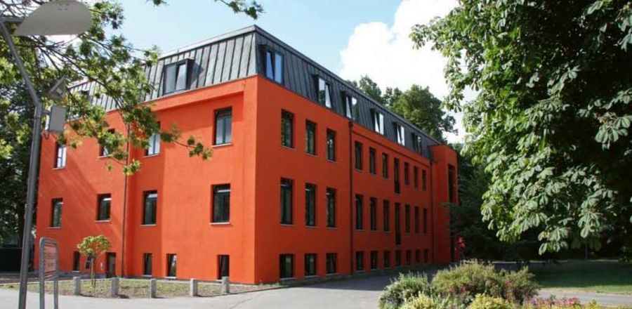 Klinikum Wahrendorff Klinikum im Sehnder Ortsteil Ilten Klinikum Wahrendorff Klinikum im Sehnder Ortsteil Ilten