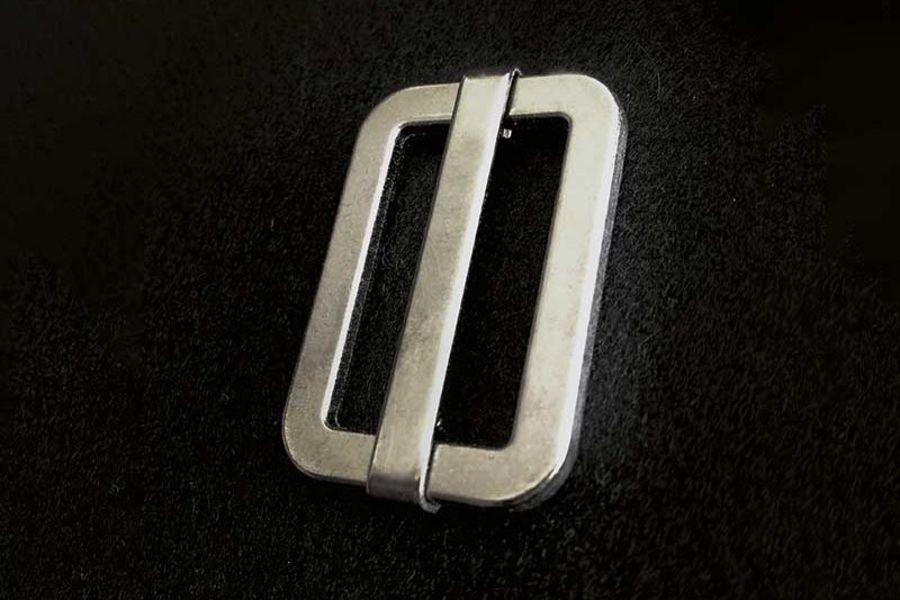 Metalbottoni Gürtelschnalle