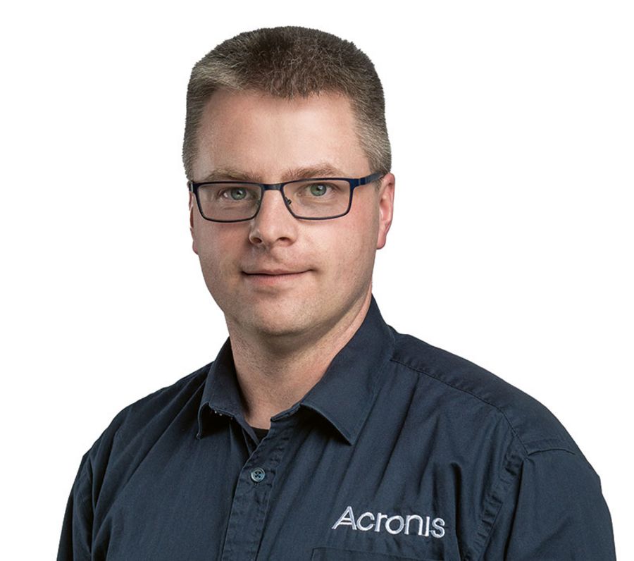 Daniel Model, Director Solution Engineering EMEA Daniel Model, Director Solution Engineering EMEA