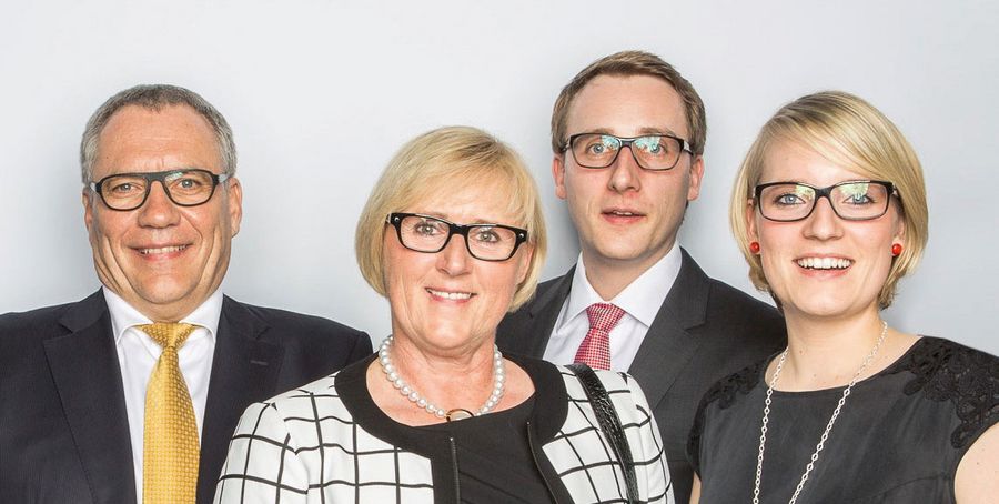 Familie Herrmann leitet das Unternehmen BEMOTEC Familie Herrmann leitet das Unternehmen BEMOTEC