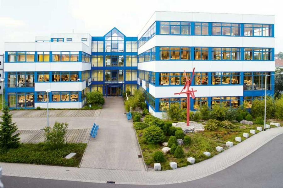Die Firmenzentrale von SUMMACOM im saarländischen St. Ingbert Die Firmenzentrale von SUMMACOM im saarländischen St. Ingbert