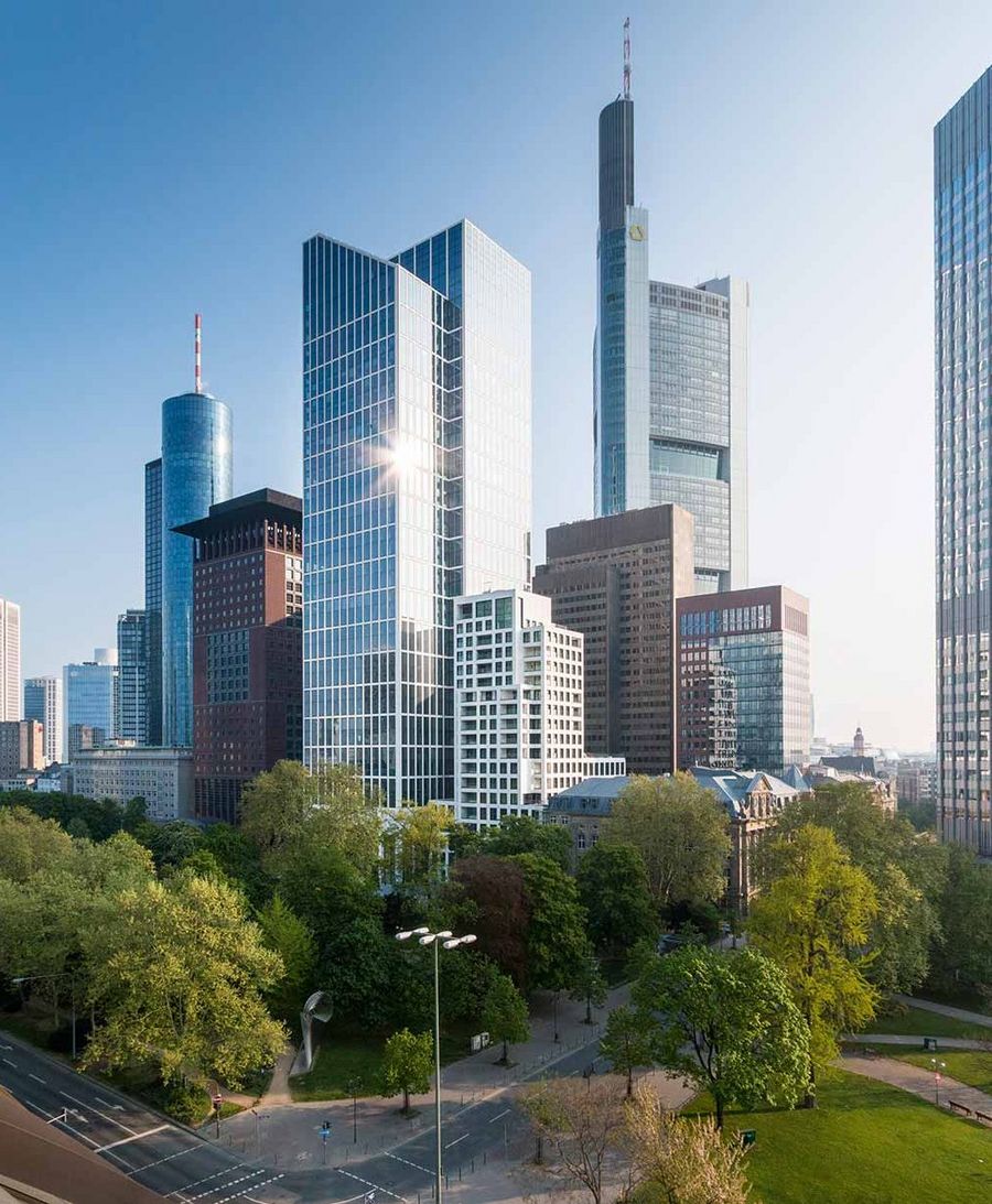Der Taunusturm in Frankfurt ist eine der Referenzen der Salvia Elektrotechnik GmbH Der Taunusturm in Frankfurt ist eine der Referenzen der Salvia Elektrotechnik GmbH