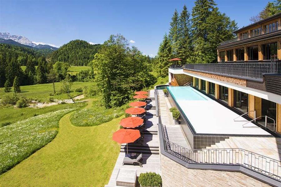 Rollo Solar Fünf-Sterne-Hotel Schloss Elmau Rollo Solar Fünf-Sterne-Hotel Schloss Elmau