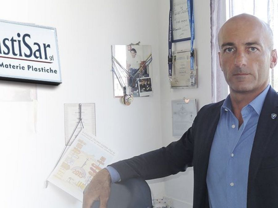 Gut verpackt mit Recyclingmaterial Gut verpackt mit Recyclingmaterial