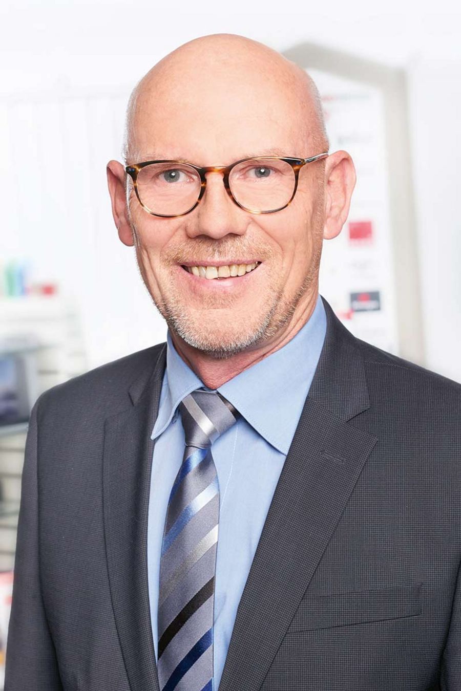 Heinrich Grübener, Aufsichtsratsvorsitzender der DIE6 Promotion Service GmbH Heinrich Grübener, Aufsichtsratsvorsitzender der DIE6 Promotion Service GmbH