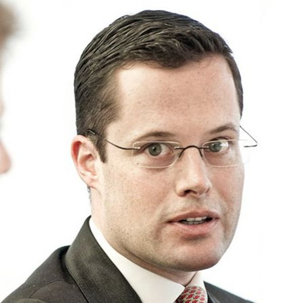Dr. Stephan Zwahlen stellvertretender Vorsitzender der Geschäftsleitung Dr. Stephan Zwahlen stellvertretender Vorsitzender der Geschäftsleitung