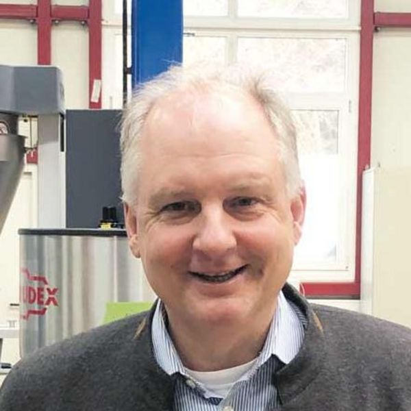Christoph Scabell, Geschäftsführer der EXTRUDEX Kunststoffmaschinen GmbH Christoph Scabell, Geschäftsführer der EXTRUDEX Kunststoffmaschinen GmbH