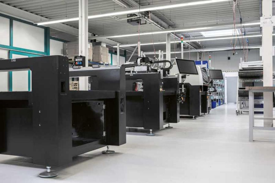 Essemtec - Puma-Maschinen in der Fertigung in Aesch