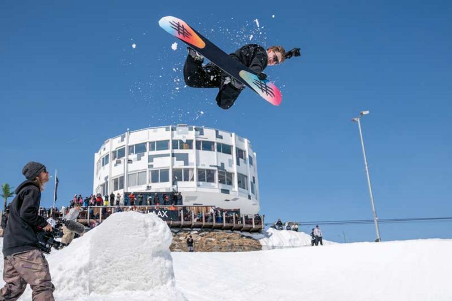 Mountain Vision - Snowboarden Mountain Vision - Snowboarden