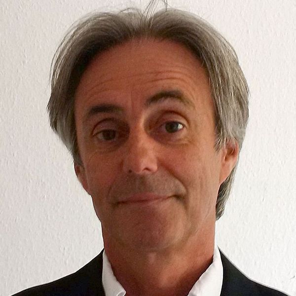 Horst Unterlandstaettner, Geschäftsführer der LANZET Badmöbel GmbH Horst Unterlandstaettner, Geschäftsführer der LANZET Badmöbel GmbH