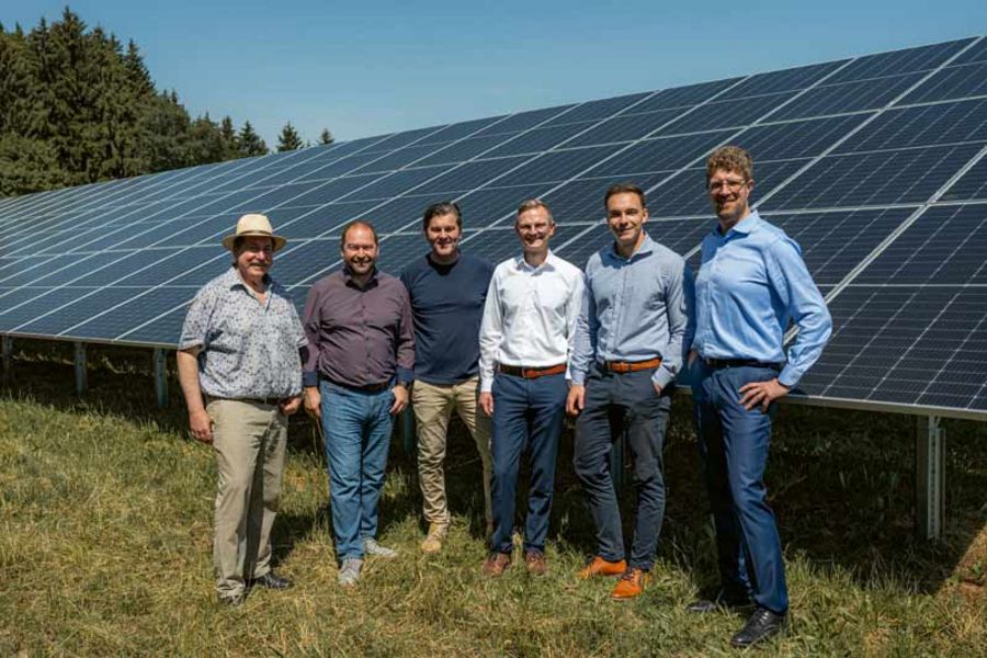 Richard Neumayer Dirk A. Neumayer mit Geschäftspartnern Richard Neumayer Dirk A. Neumayer mit Geschäftspartnern