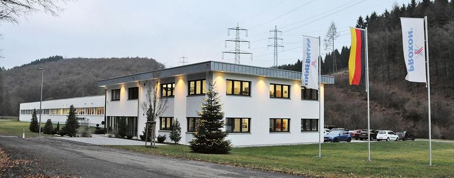 Außenansicht des Zimmermann-Firmengebäudes in Freudenberg Außenansicht des Zimmermann-Firmengebäudes in Freudenberg
