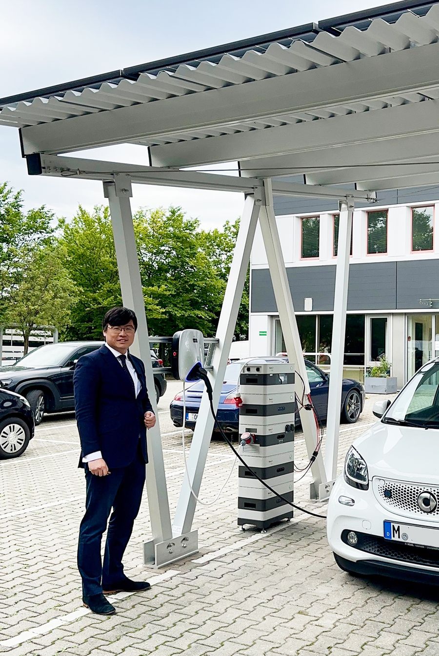 Safety Tax Free GmbH Chengyuan Zhai vor Solar Carport Safety Tax Free GmbH Chengyuan Zhai vor Solar Carport