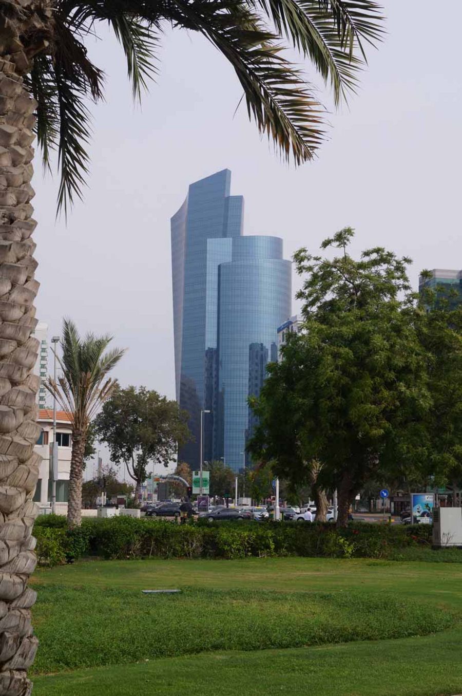 Dubai, Shining Towers Projekt der BCS GmbH Dubai, Shining Towers Projekt der BCS GmbH