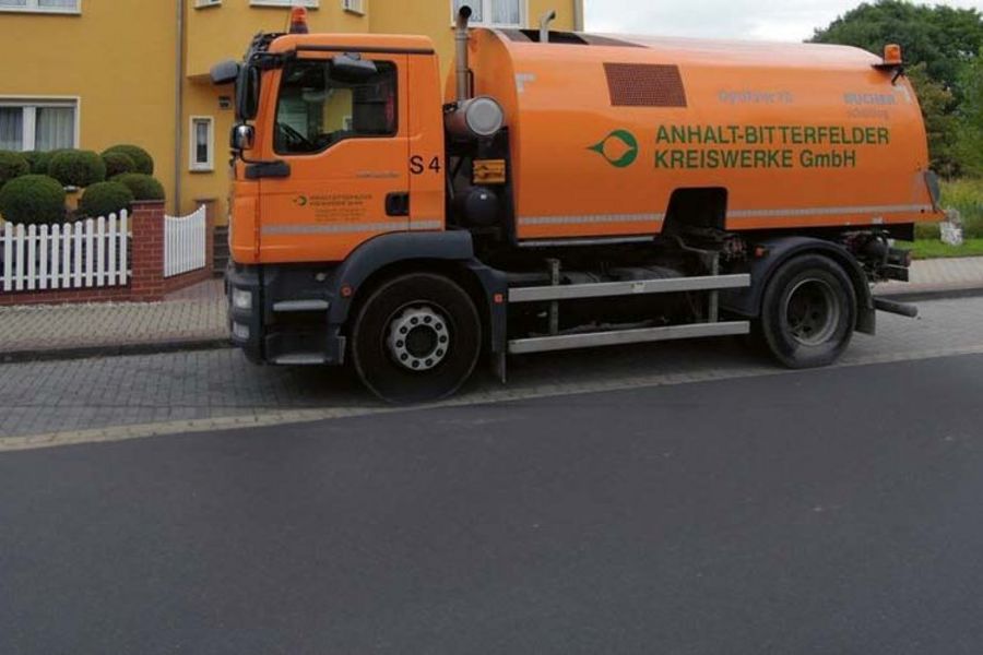 ANHALT-BITTERFELDER KREISWERKE - LKW im Einsatz