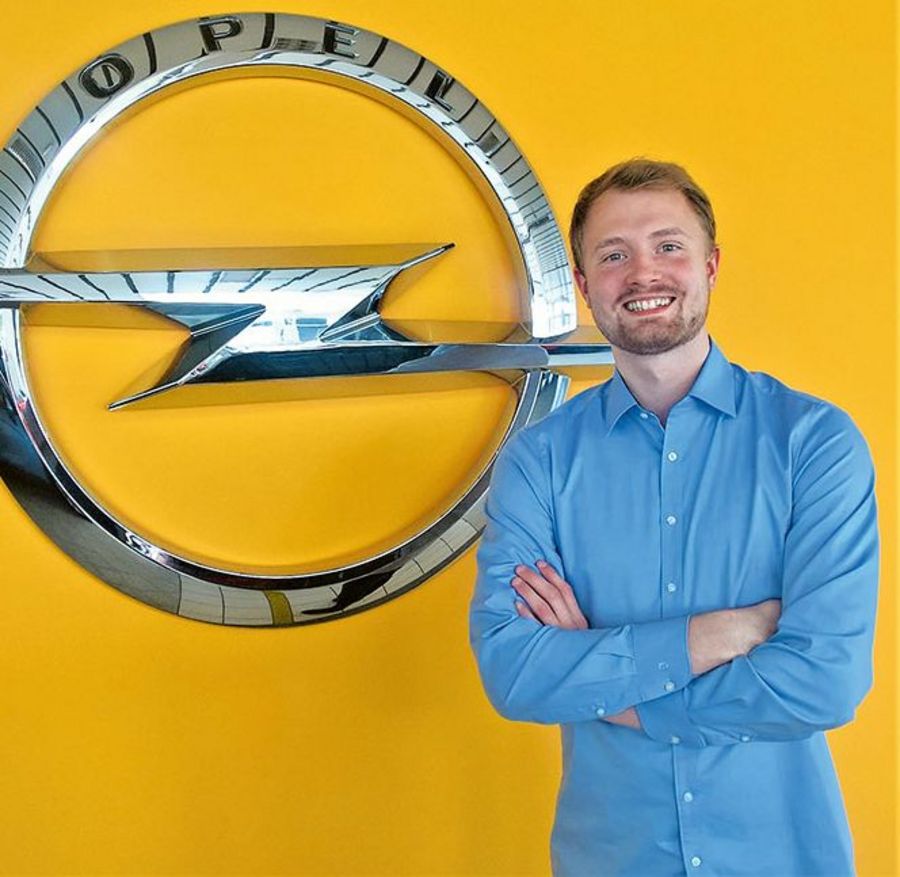 Christian Hiesche, Marketing/Verkauf und Assistenz der Geschäftsleitung der Auto-Richter GmbH Christian Hiesche, Marketing/Verkauf und Assistenz der Geschäftsleitung der Auto-Richter GmbH