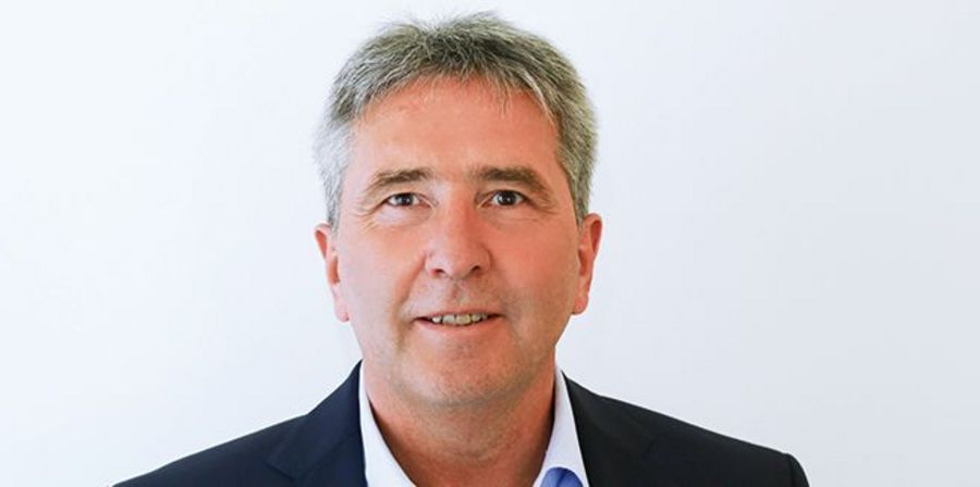 Dipl.-Ing. Otfried Sinner, Geschäftsführer von Traumhaus – Das Original Dirk van Hoek GmbH Dipl.-Ing. Otfried Sinner, Geschäftsführer von Traumhaus – Das Original Dirk van Hoek GmbH