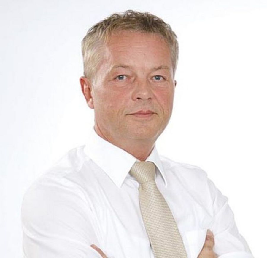 Diplom-Ingenieur Reinhard Herrmann ist Geschäftsführer der AVISO GmbH Mechatronic Systems Diplom-Ingenieur Reinhard Herrmann ist Geschäftsführer der AVISO GmbH Mechatronic Systems