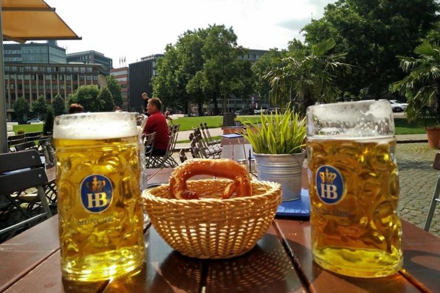 Bayerisches Wirtshaus Verwaltungs GmbH & Co. KG Bayerisches Wirtshaus Verwaltungs GmbH & Co. KG