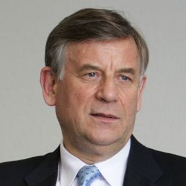 Hermann Simon Hermann Simon