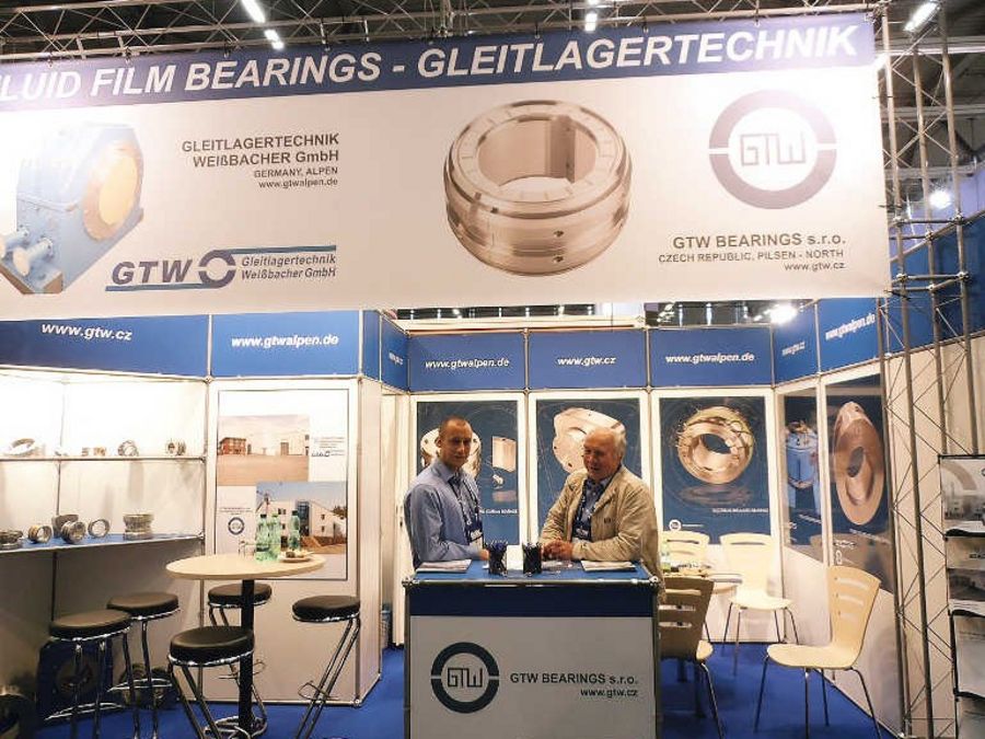 Messestand Gleitlagertechnik Weißbacher Messestand Gleitlagertechnik Weißbacher