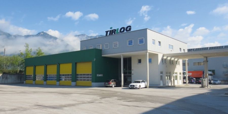 Der neue, 2014 eingeweihte Firmensitz von TirLog in Kirchbichl, Tirol Der neue, 2014 eingeweihte Firmensitz von TirLog in Kirchbichl, Tirol