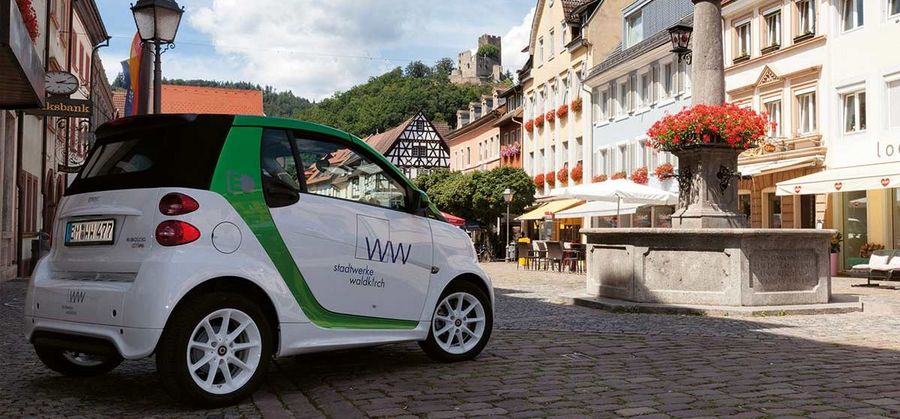 Schon seit 2011 können Elektrofahrzeuge in Waldkirch aufgeladen werden Schon seit 2011 können Elektrofahrzeuge in Waldkirch aufgeladen werden