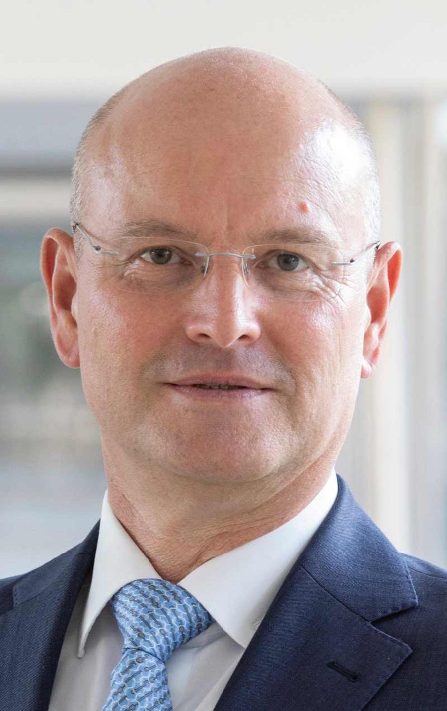Dipl.-Ing. Jörg Bredemeyer, Geschäftsführer der Schmietex Engineering GmbH Dipl.-Ing. Jörg Bredemeyer, Geschäftsführer der Schmietex Engineering GmbH