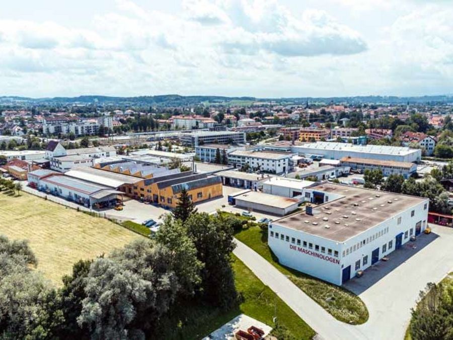 Der Firmensitz der Bauer Maschinen und Technologie GmbH & Co. KG Der Firmensitz der Bauer Maschinen und Technologie GmbH & Co. KG