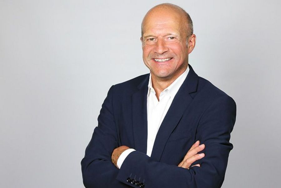 Wolfgang Luckhardt ist jetzt seit fast zwei Jahren dabei neben dem langjährigen Vorstand Helmut Winter Wolfgang Luckhardt ist jetzt seit fast zwei Jahren dabei neben dem langjährigen Vorstand Helmut Winter