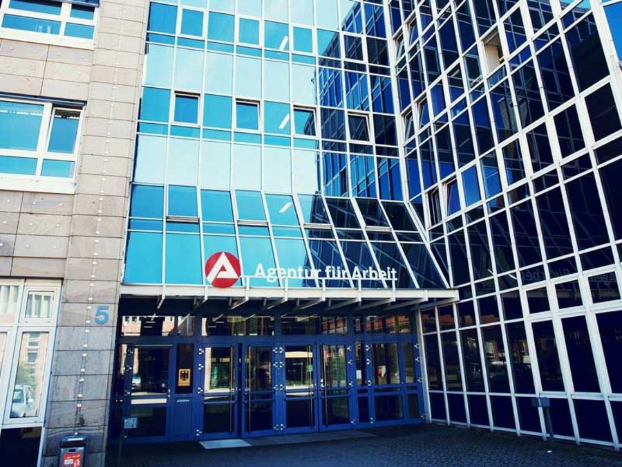 Arbeitslos melden nach eigener Kündigung: So gehen Sie vor Arbeitslos melden nach eigener Kündigung: So gehen Sie vor