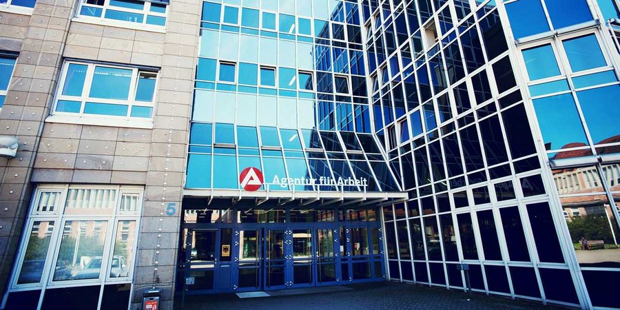 Arbeitslos melden nach eigener Kündigung: So gehen Sie vor Arbeitslos melden nach eigener Kündigung: So gehen Sie vor