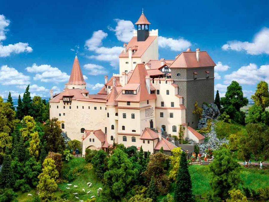 Gebr. Faller Jubiläumsmodell Schloss Bran Gebr. Faller Jubiläumsmodell Schloss Bran