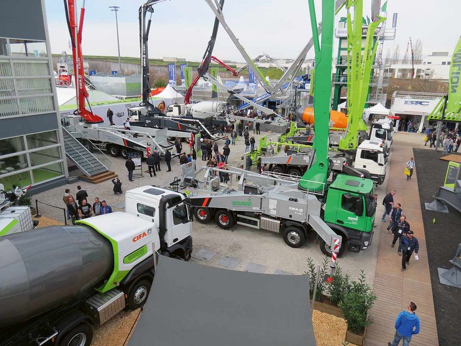 CIFA präsentiert seine Maschinen auf der bauma 2016 in München. CIFA präsentiert seine Maschinen auf der bauma 2016 in München.