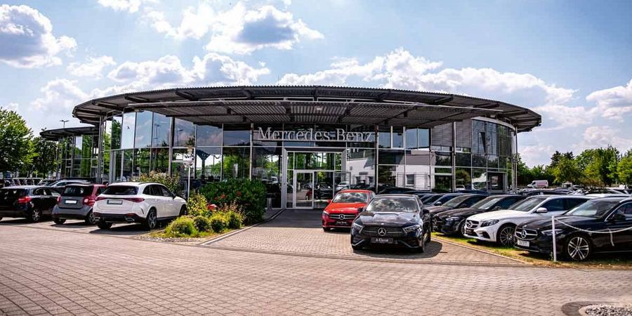 Autowelt Ebert Autohaus an der Viernheimer Straße in Weinheim