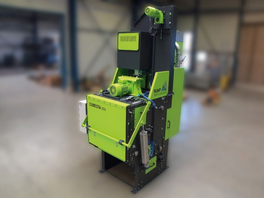 Kompaktstrahlanlage CUBESTA Kompaktstrahlanlage CUBESTA