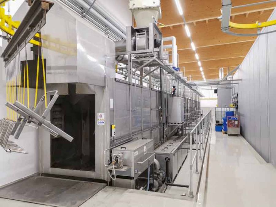 Leutenegger + Frei - Vorbehandlungsanlage zur Reinigung von Stahl- und Aluminiumteilen Leutenegger + Frei - Vorbehandlungsanlage zur Reinigung von Stahl- und Aluminiumteilen