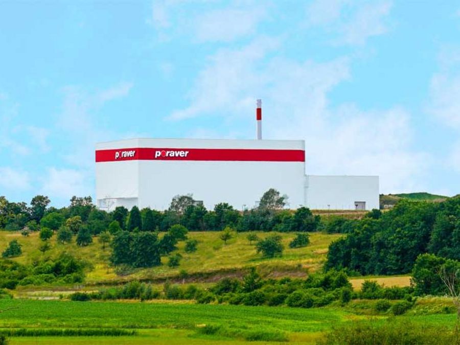 PORAVER - Das neue Werk in Schlüsselfeld PORAVER - Das neue Werk in Schlüsselfeld