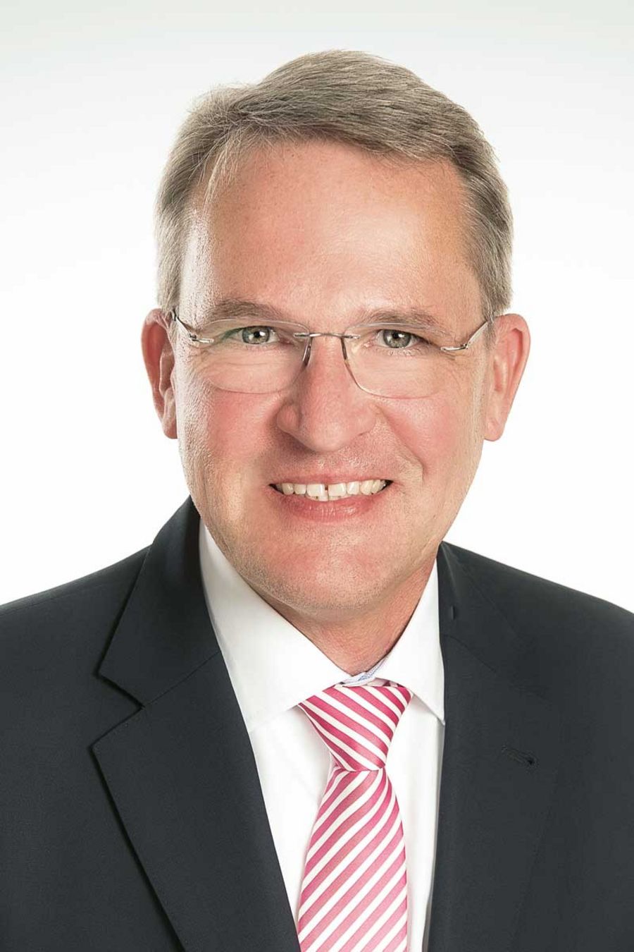 Andreas Berger, Geschäftsführer der STEMMANN-TECHNIK GmbH Andreas Berger, Geschäftsführer der STEMMANN-TECHNIK GmbH