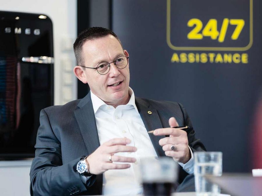 „Unser Ziel lautet: ‘Wir helfen!’“ „Unser Ziel lautet: ‘Wir helfen!’“