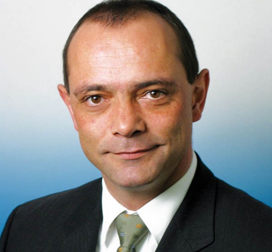 Dipl.-Kfm. Michael Hofmann, Geschäftsführer der EJOT Baubefestigungen GmbH. Dipl.-Kfm. Michael Hofmann, Geschäftsführer der EJOT Baubefestigungen GmbH.