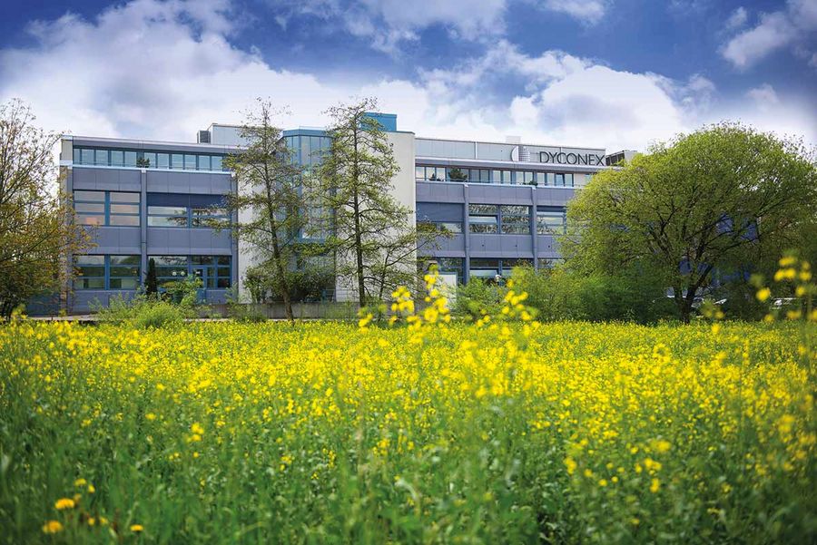 Am Unternehmenssitz in Bassersdorf beschäftigt DYCONEX 180 Mitarbeitende. Am Unternehmenssitz in Bassersdorf beschäftigt DYCONEX 180 Mitarbeitende.