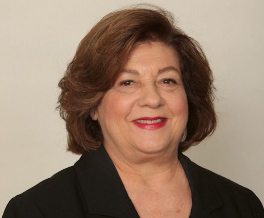 Lucille Yokell, Director Sales und Marketing Wellington Hotel New York Lucille Yokell, Director Sales und Marketing Wellington Hotel New York