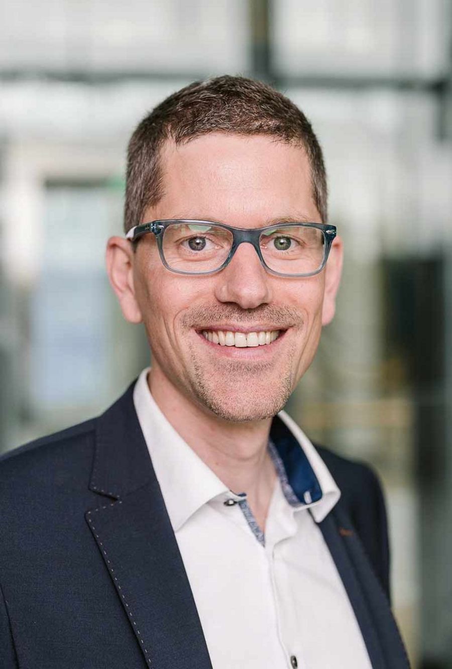 Geschäftsführer Martin Seeger ist seit 2012 bei Bechtle Geschäftsführer Martin Seeger ist seit 2012 bei Bechtle