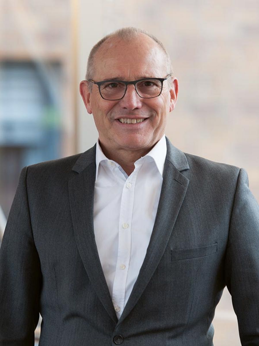 Jürgen Goerißen, Geschäftsführer der centromed Berlin-Spandau Betriebs GmbH & Co. KG Jürgen Goerißen, Geschäftsführer der centromed Berlin-Spandau Betriebs GmbH & Co. KG