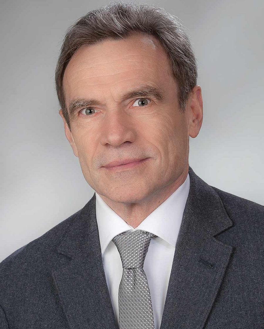 Hans-Jürgen Koch, Geschäftsführer der Koch Gebäudereinigungs GmbH Hans-Jürgen Koch, Geschäftsführer der Koch Gebäudereinigungs GmbH