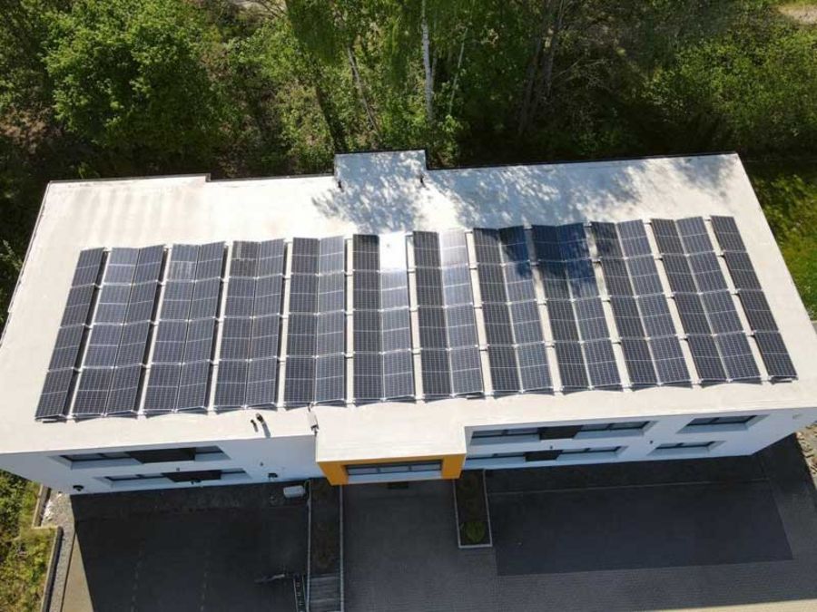 Sycat PV-Anlage auf dem Firmengebäude