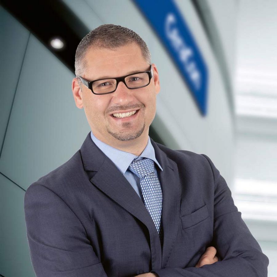 Frank Johne, Bereichsleiter Vertrieb und Technik der CeraCon GmbH Frank Johne, Bereichsleiter Vertrieb und Technik der CeraCon GmbH