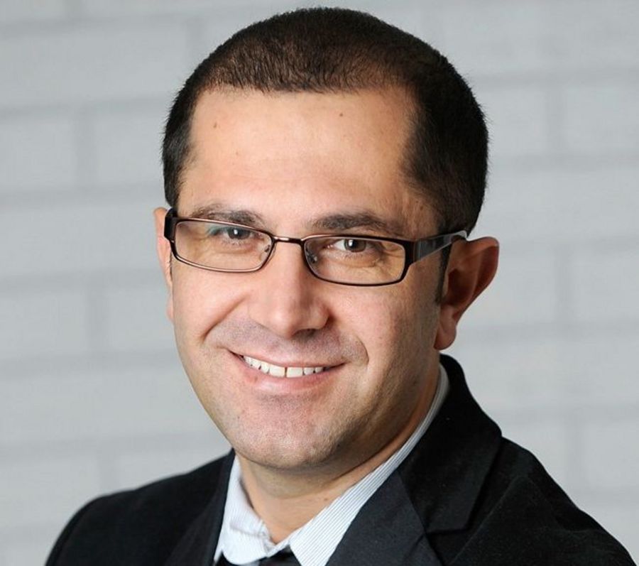 Unternehmensgründer und Geschäftsführer der Düzgün Food GmbH Unternehmensgründer und Geschäftsführer der Düzgün Food GmbH