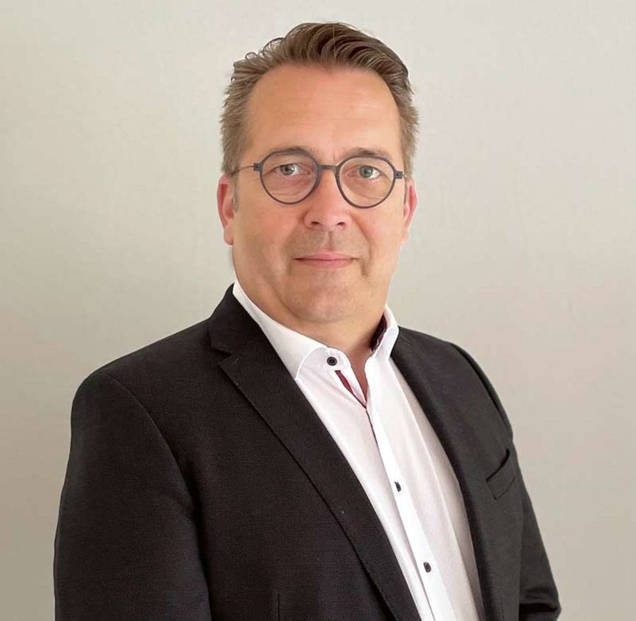 Frank Schenk, General Manager Sales der Mutoh Deutschland GmbH Frank Schenk, General Manager Sales der Mutoh Deutschland GmbH